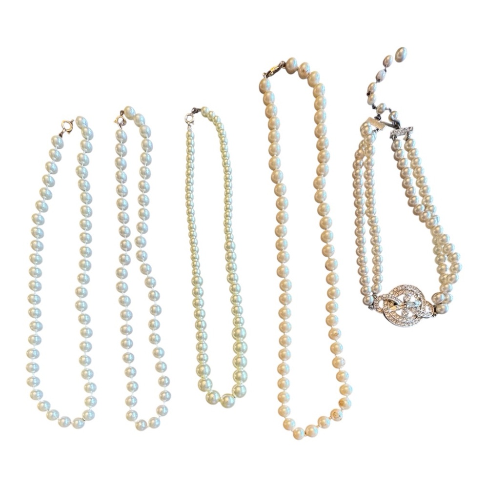Lot of  Pearl Necklaces